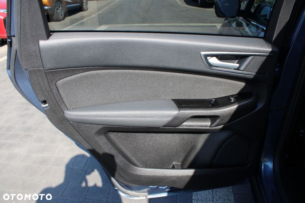 Ford S-Max - 28
