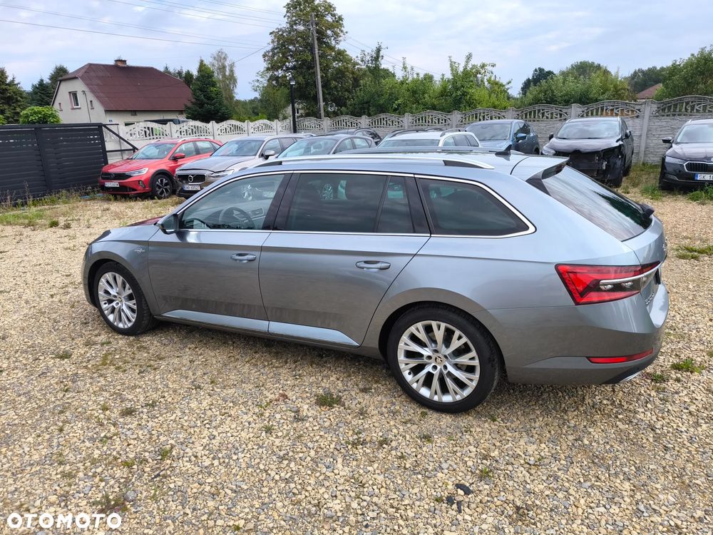 Skoda Superb 2.0 TSI L&K DSG - 4