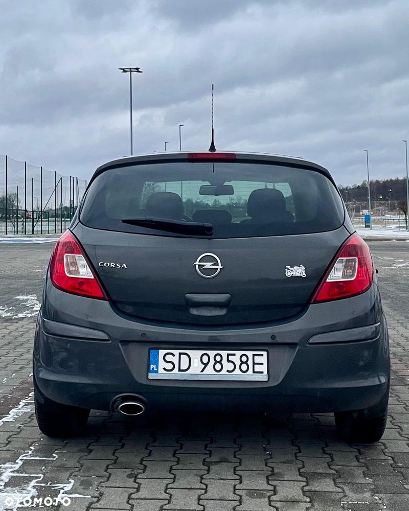 Opel Corsa - 4
