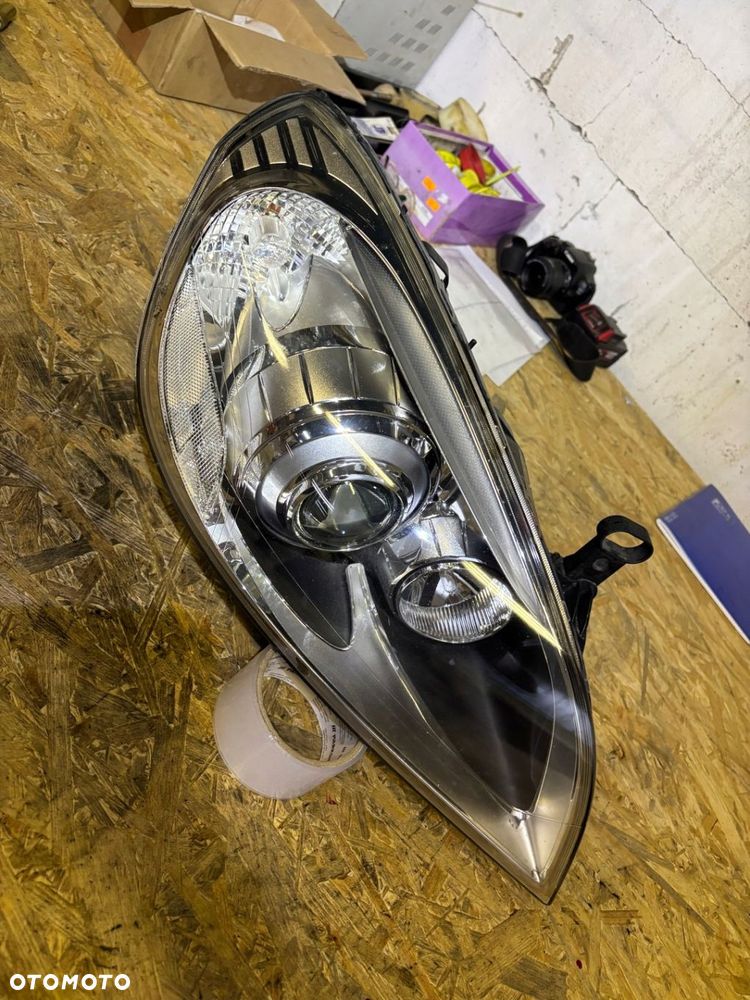 VOLVO S60 V60 PRAWA LAMPA 31299991 XENON PRAWY - 1