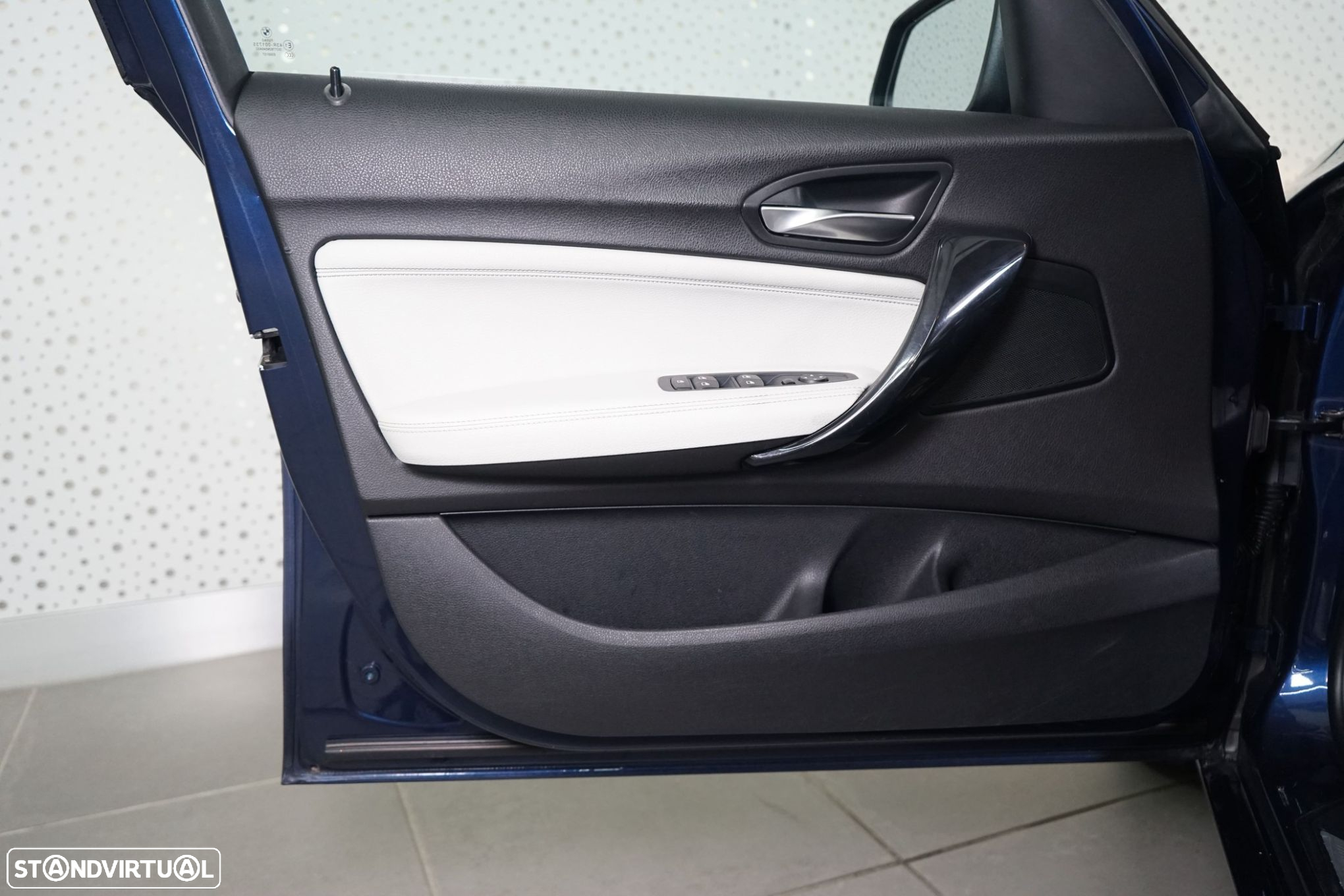 BMW 116 d EfficientDynamics - 16