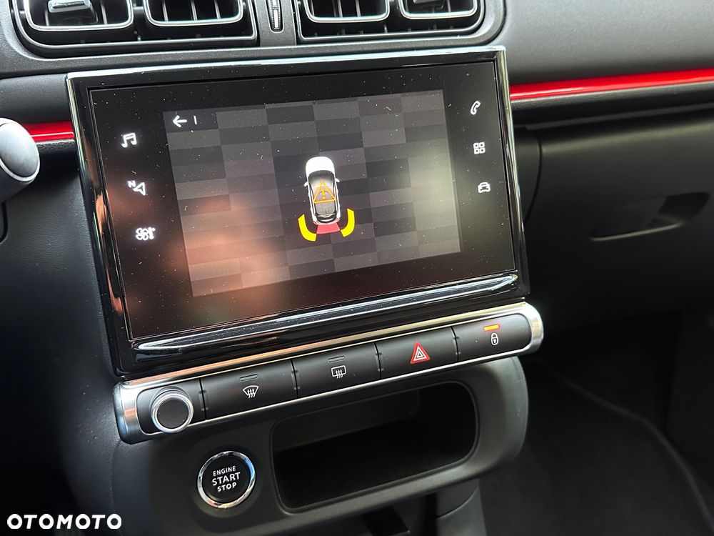 Citroën C3 1.2 PureTech Shine EAT6 - 22