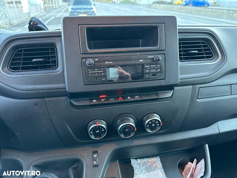 Renault Master - 10