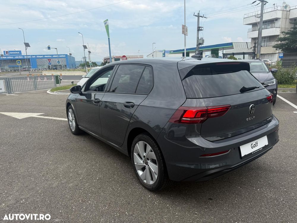 Volkswagen Golf - 5