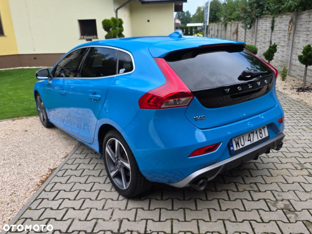 Volvo V40 D2 R Design - 2