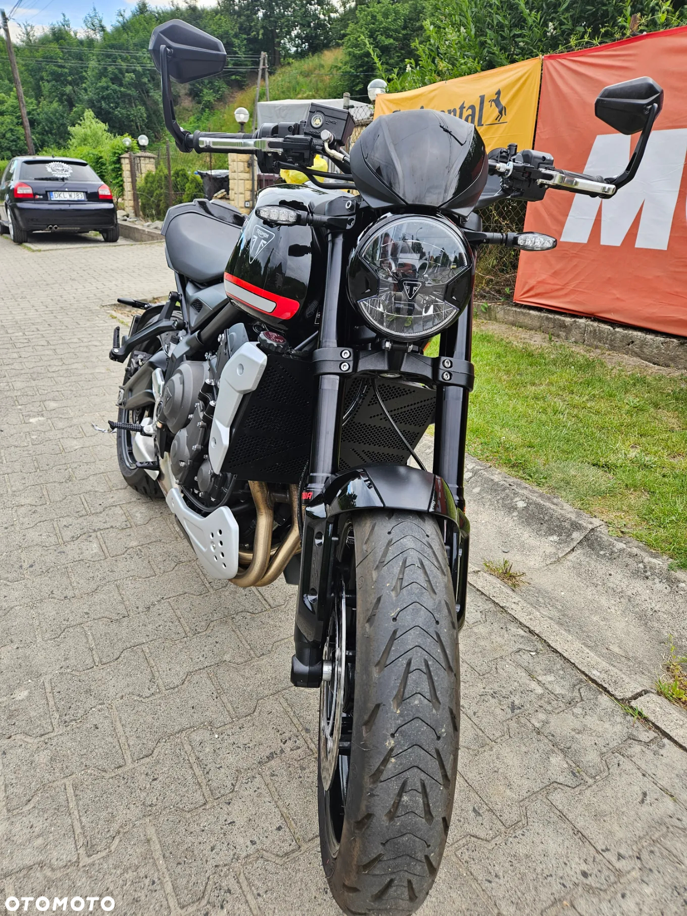 Triumph Trident - 4