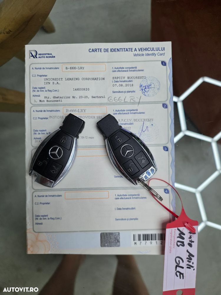 Mercedes-Benz GLE 350 d 4MATIC - 41