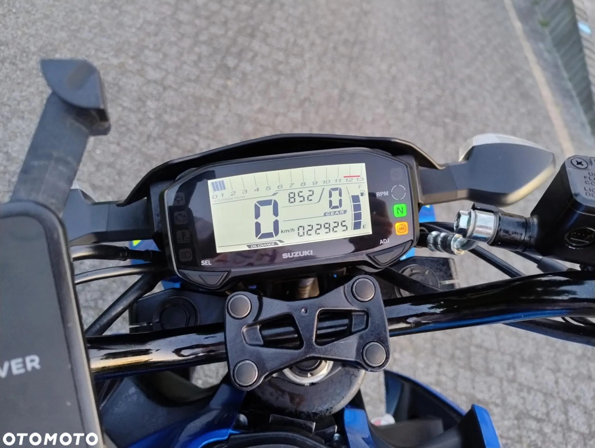 Suzuki GSX - 11