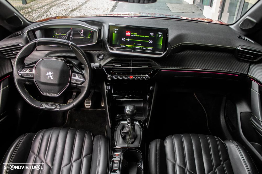 Peugeot 208 1.2 PureTech GT - 36