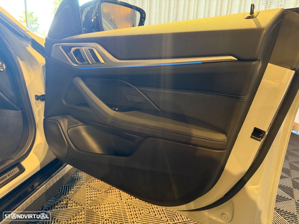 BMW i4 eDrive35 Pack Desportivo M - 35