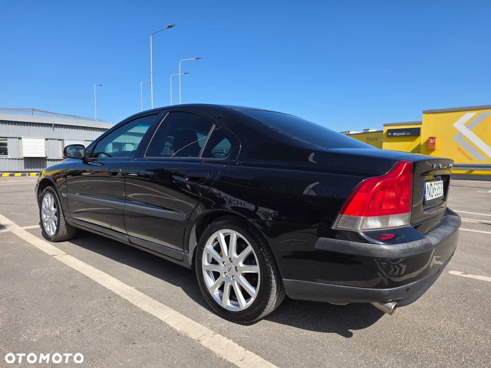 Volvo S60 2.3 T5 - 5