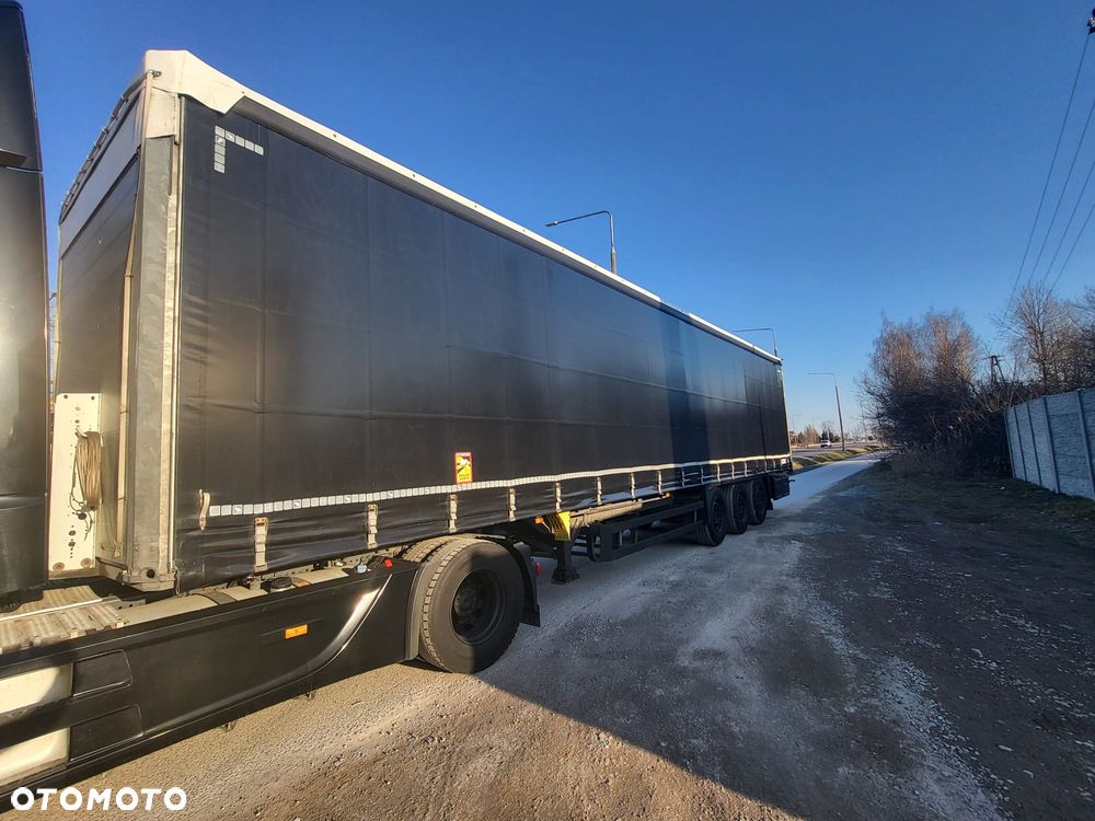 Schmitz Cargobull - 24