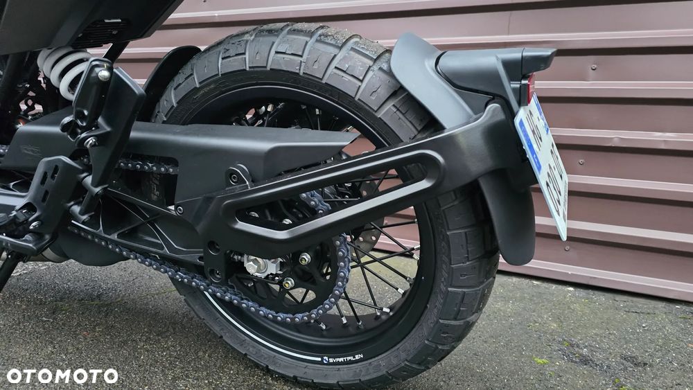 Husqvarna Svartpilen - 19