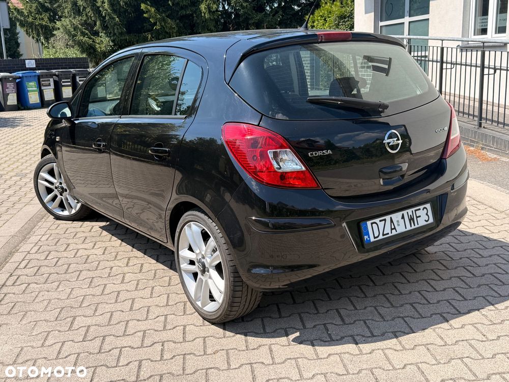 Opel Corsa 1.2 16V Color Edition - 12