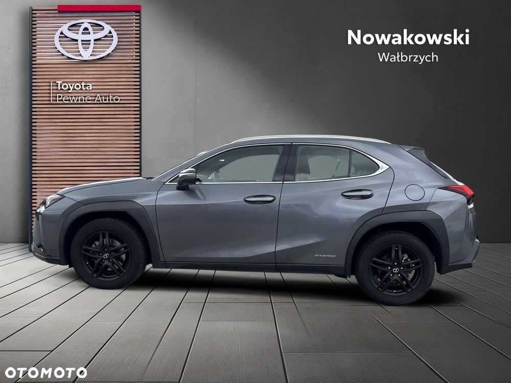 Lexus UX - 7
