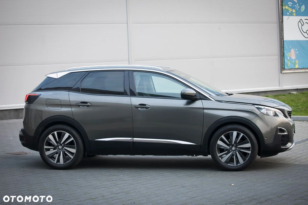 Peugeot 3008 1.6 BlueHDi Allure S&S - 10