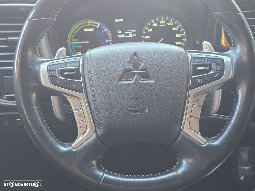Mitsubishi Outlander - 9