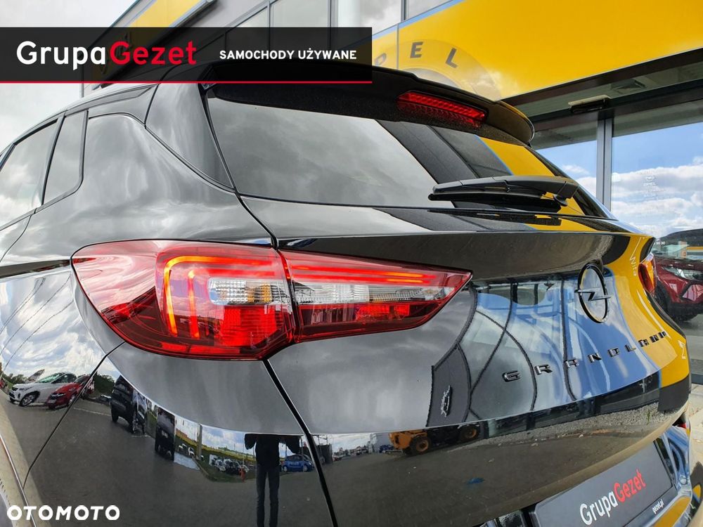 Opel Grandland 1.2 T GS Line S&S - 11