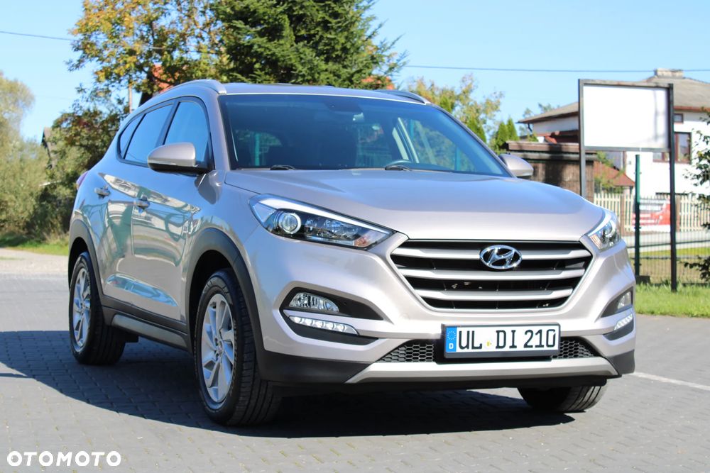 Hyundai Tucson 1.7 CRDI BlueDrive Comfort 2WD DCT - 11