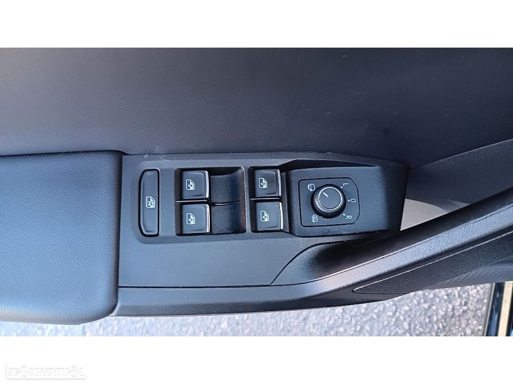 SEAT Leon ST 2.0 TDI FR DSG - 9