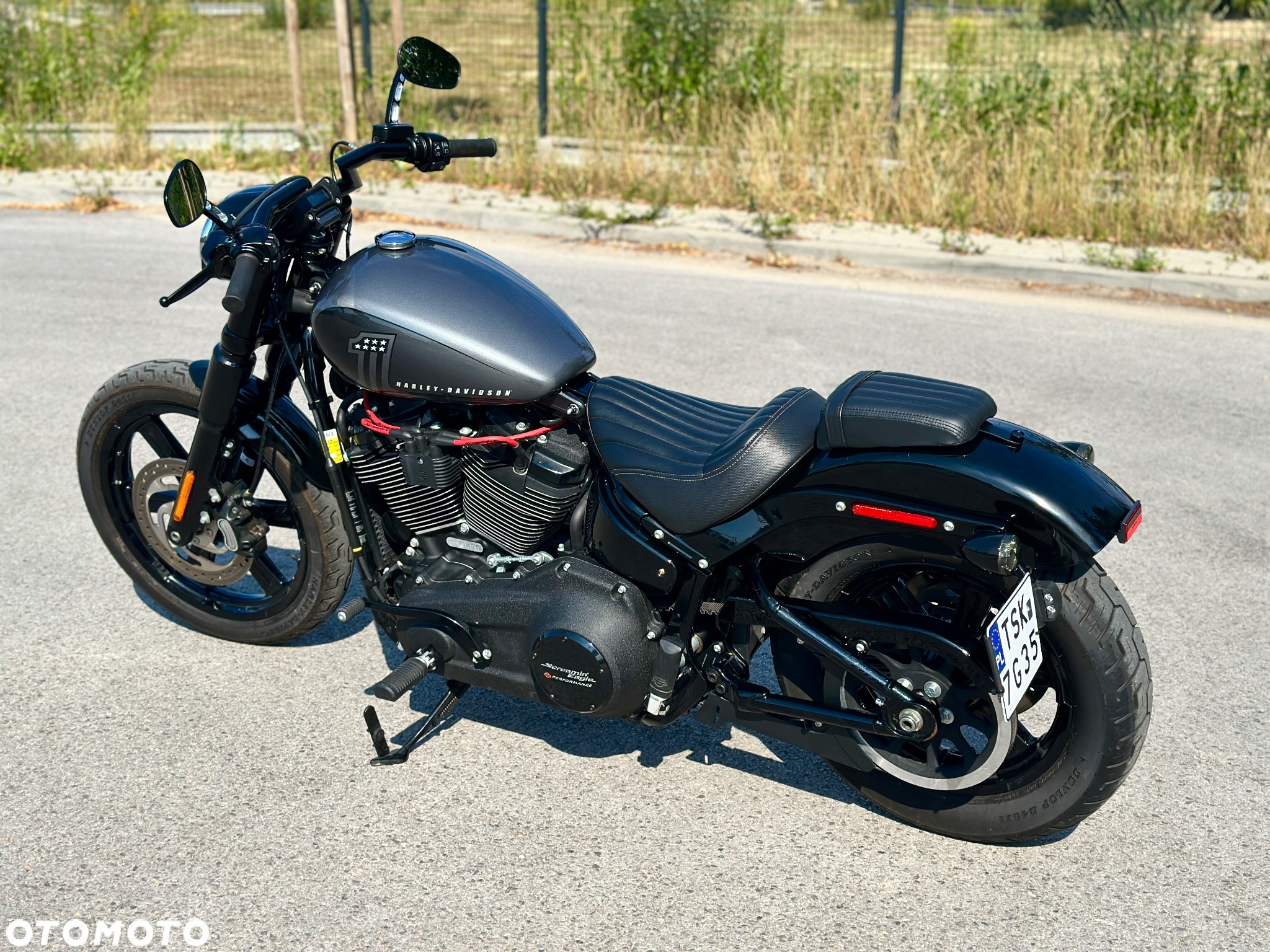 Harley-Davidson Softail Street Bob - 2