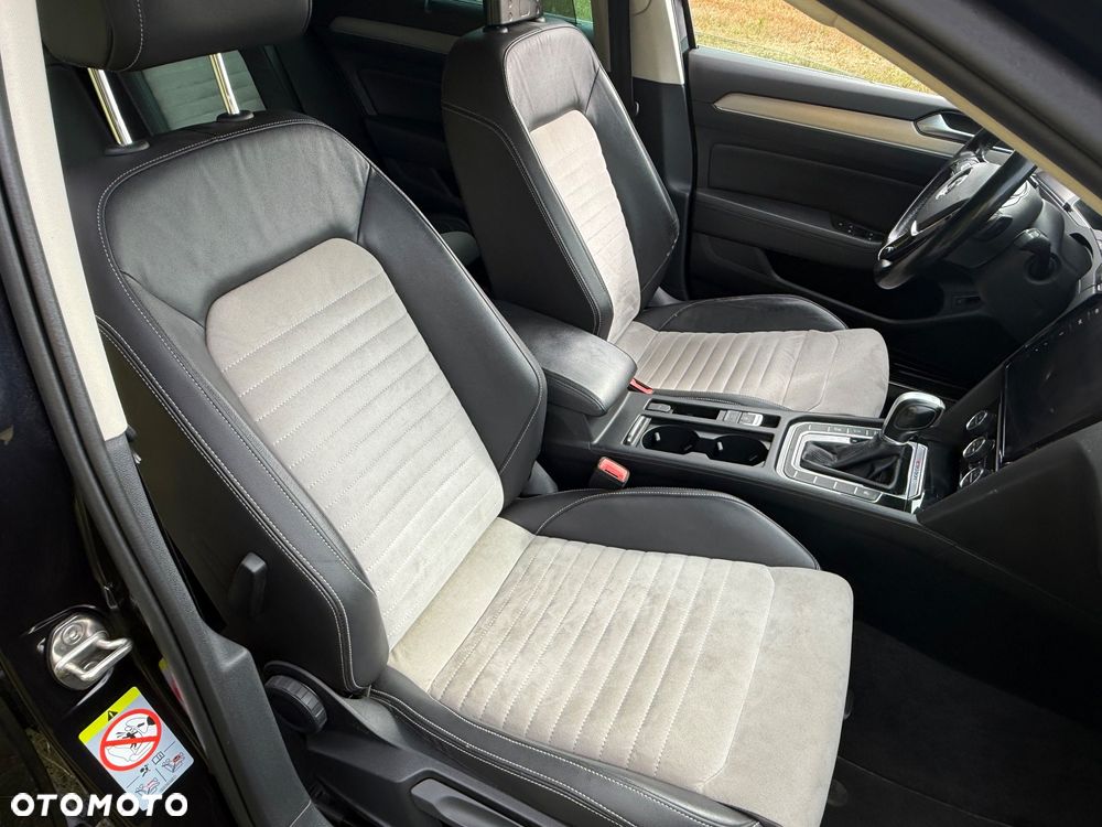 Volkswagen Passat - 17