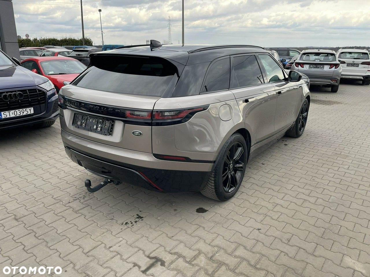 Land Rover Range Rover Velar 2.0 P250 R-Dynamic SE - 2