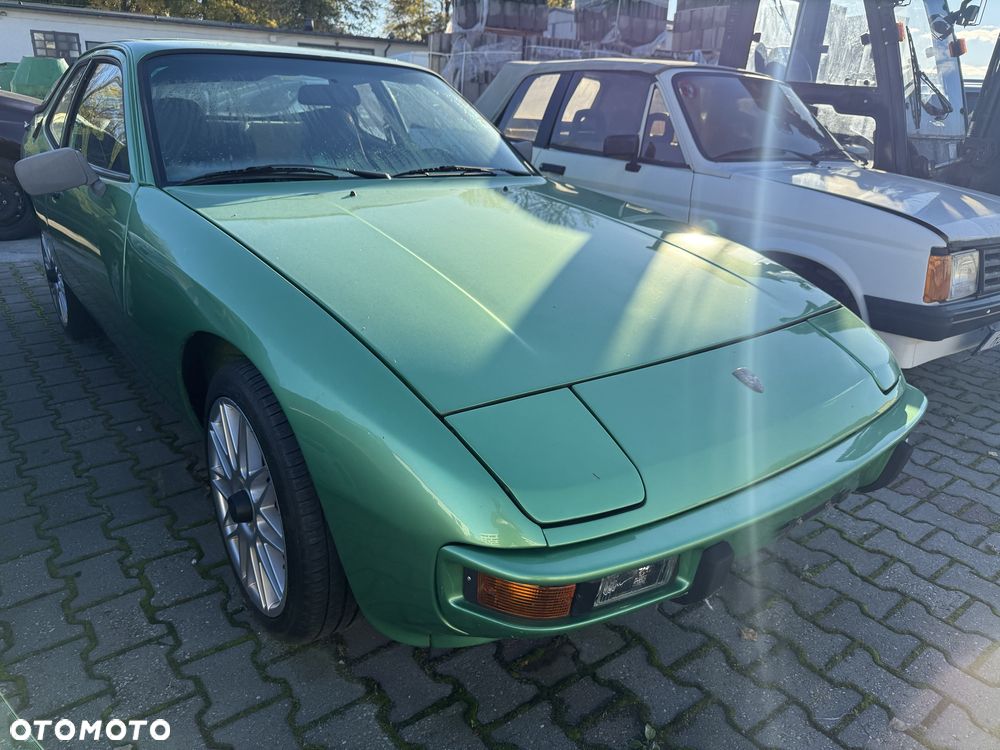 Porsche 924 - 2