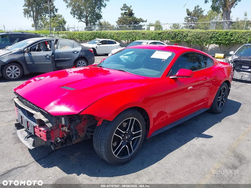 Ford Mustang - 3