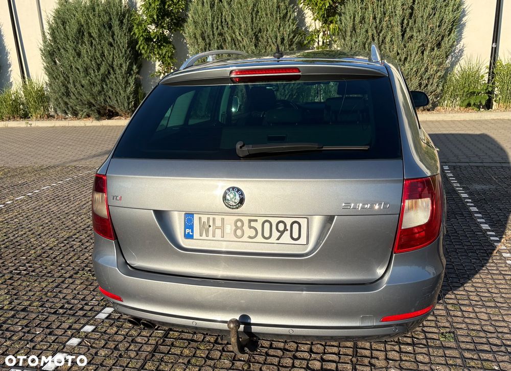 Skoda Superb 1.9 TDI Ambition - 4