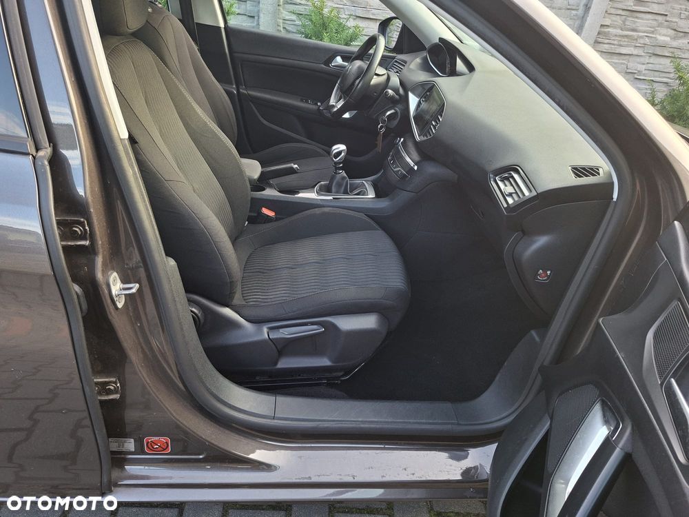 Peugeot 308 BlueHDi 120 Stop & Start Active - 22