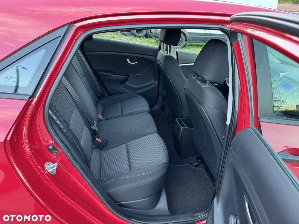 Hyundai i30 - 16