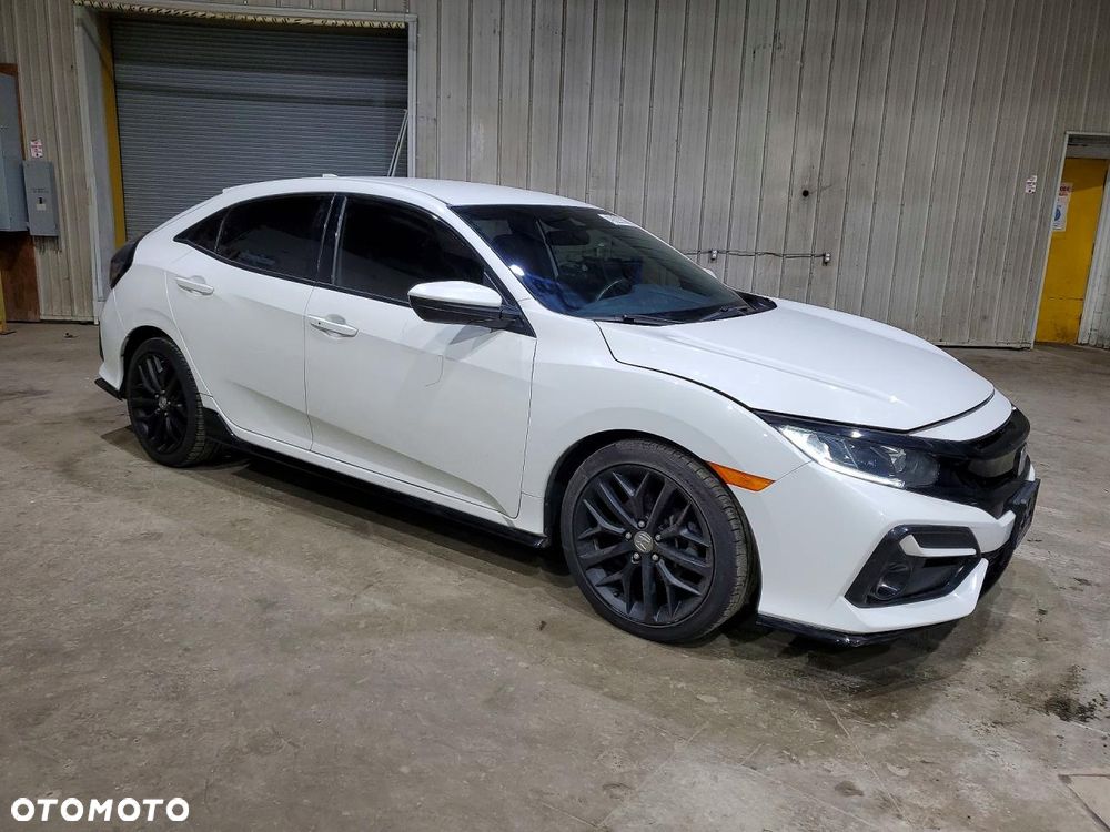 Honda Civic 1.5 i-VTEC Turbo CVT Sport - 3