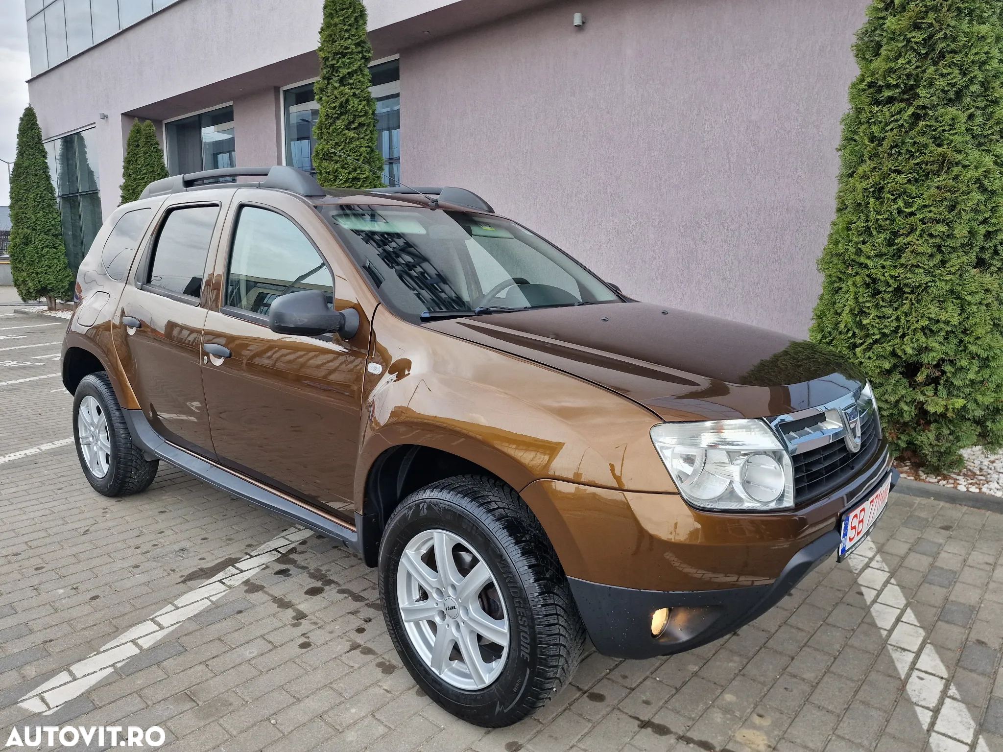 Dacia Duster 1.6 4x2 Laureate - 13