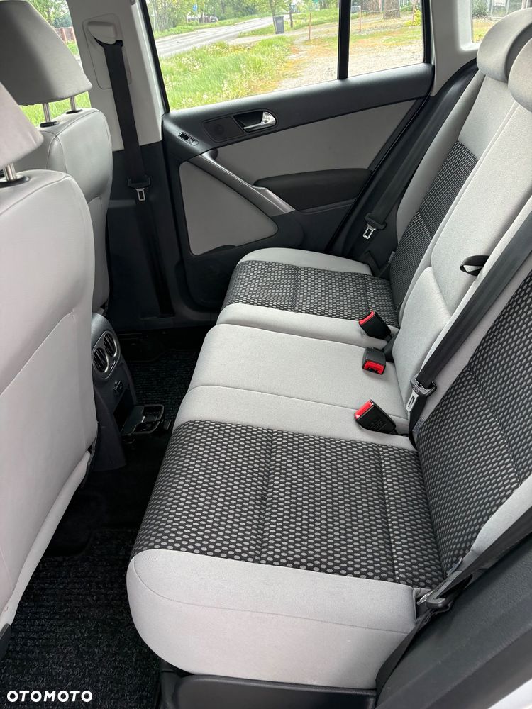 Volkswagen Tiguan - 20