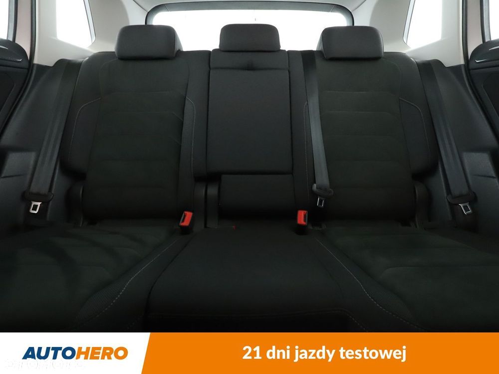 Volkswagen Tiguan - 15
