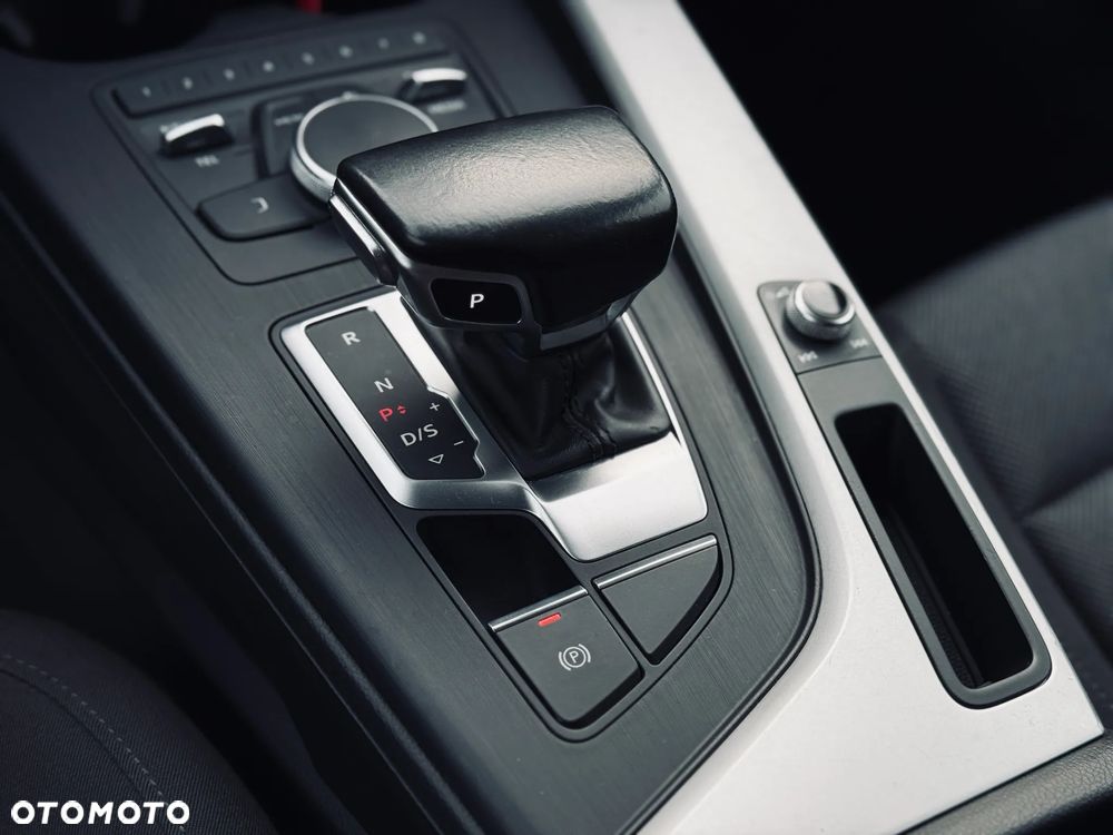 Audi A4 Avant 2.0 TDI S tronic - 27