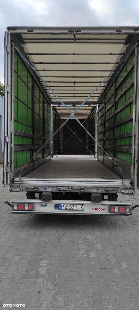 Mercedes-Benz ACTROS - 10