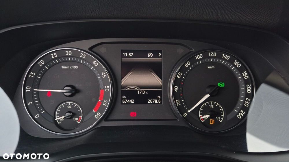 Skoda Octavia 2.0 TDI Ambition DSG - 23