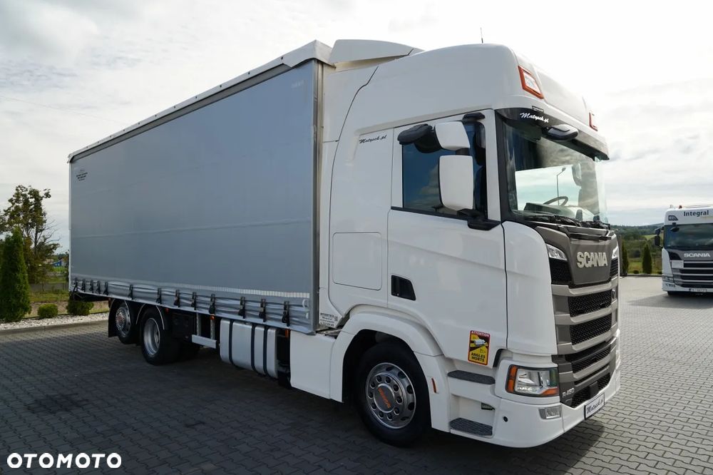 Scania R 450 / MEGA / 6x2 / FIRANKA - 8,2 m / SOLÓWKA / OŚ PODNOSZONA / MOCNA PODŁOGA / NAVI / - 8