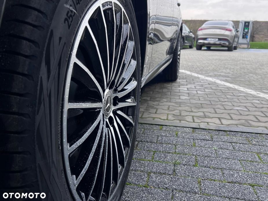 Mercedes-Benz GLC - 6