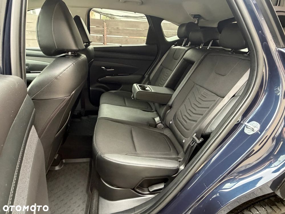 Hyundai Tucson 1.6 T-GDi HEV Executive 4WD - 12