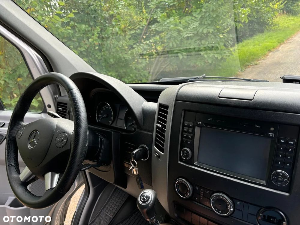 Mercedes-Benz SPRINTER - 12