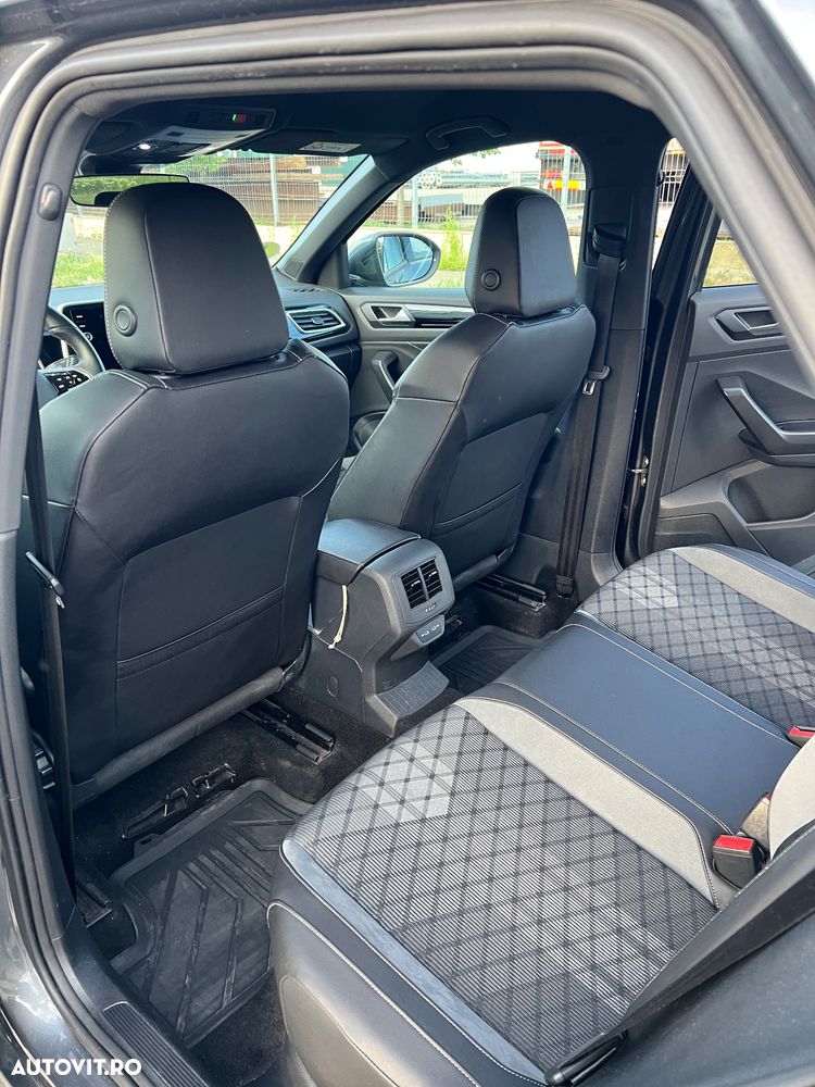 Volkswagen T-Roc 1.5 TSI DSG R-Line - 9