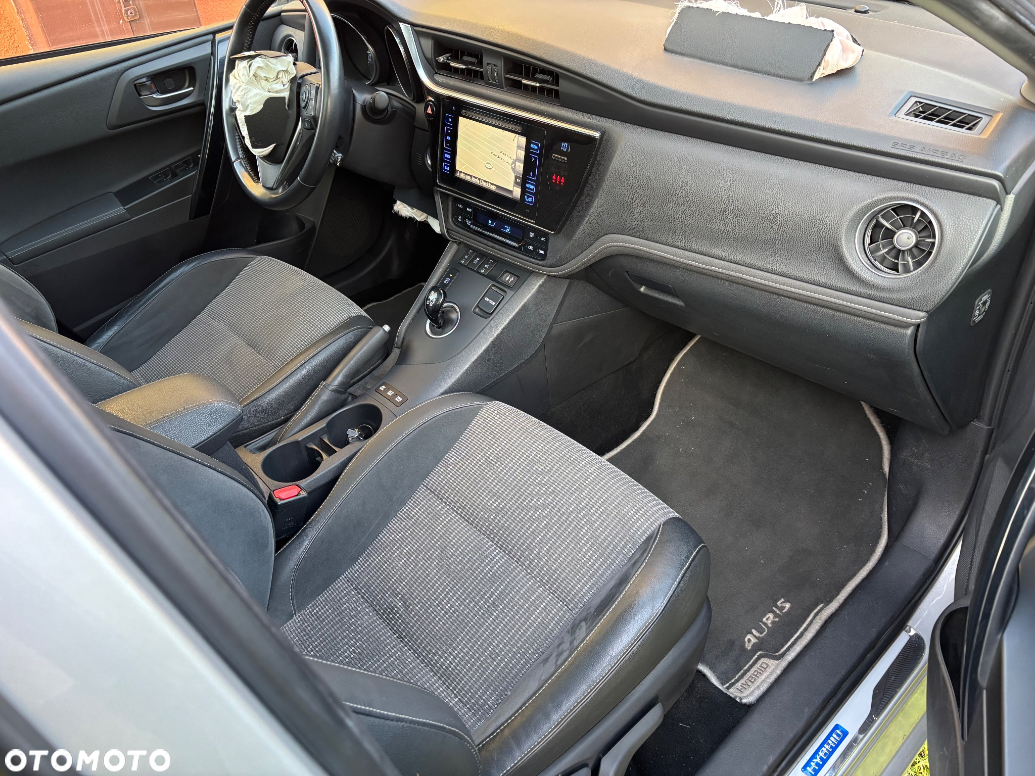 Toyota Auris 1.8 VVT-i Hybrid Automatik Touring Sports Executive - 13