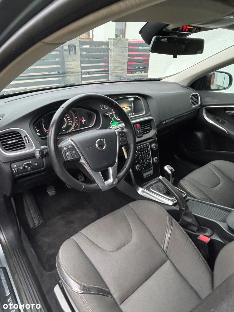 Volvo V40 D2 Ocean Race - 30