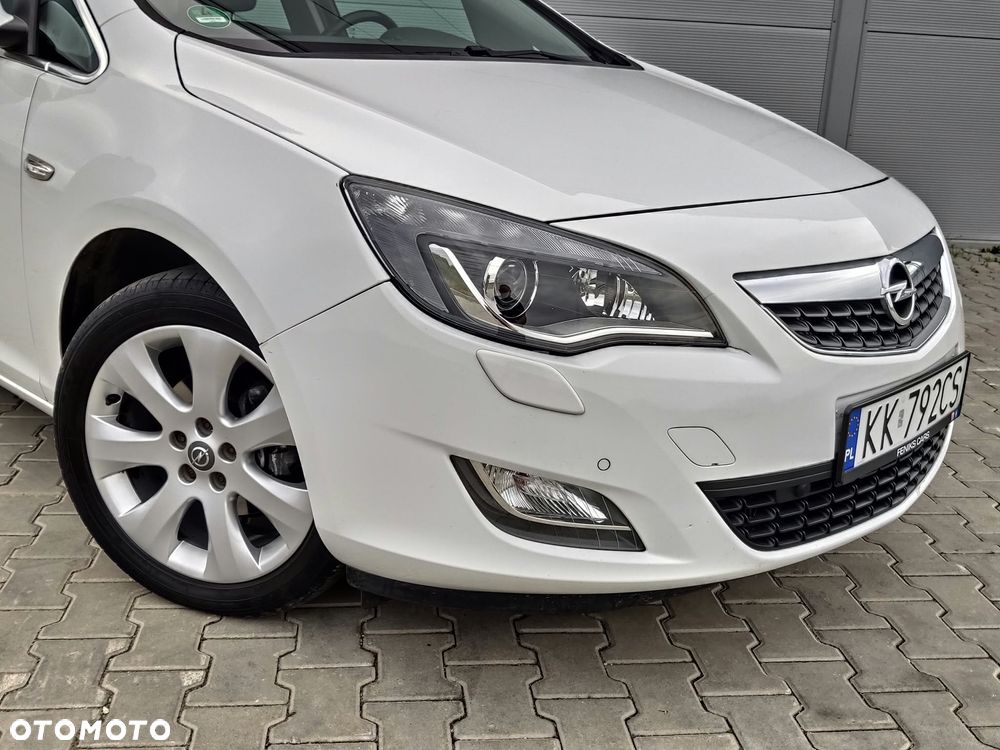 Opel Astra 1.4 Turbo Cosmo - 28