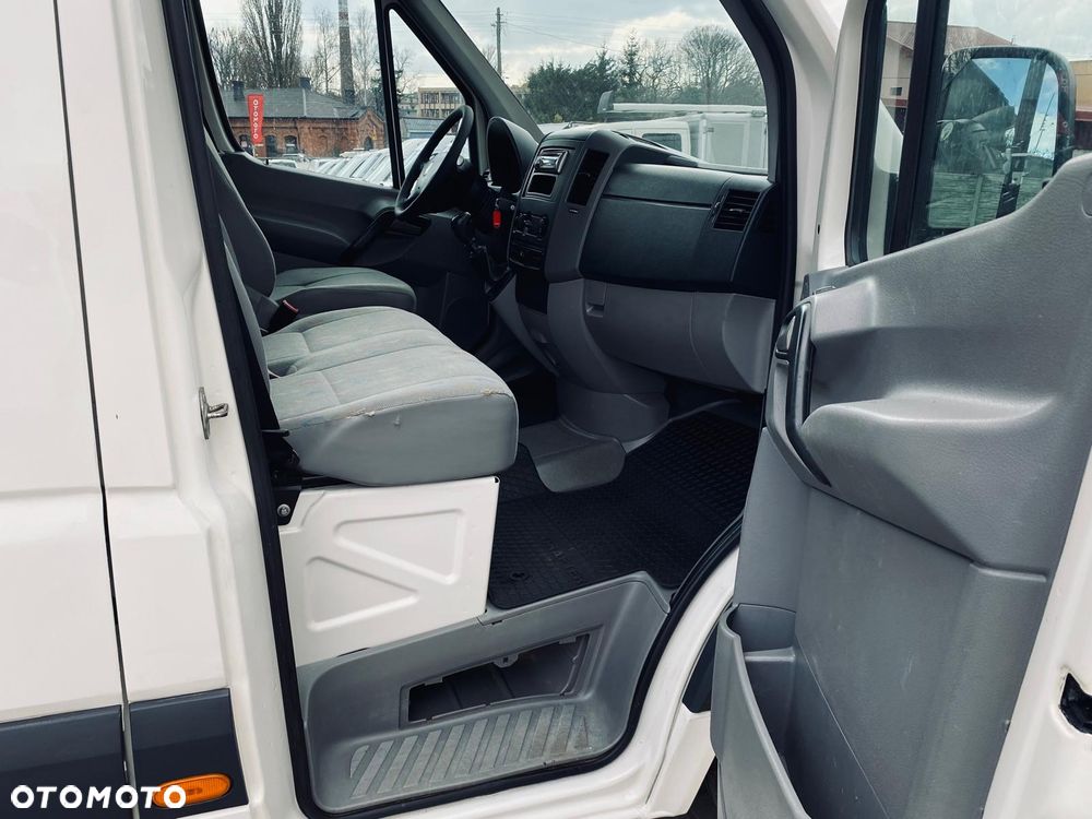 Volkswagen CRAFTER - 25