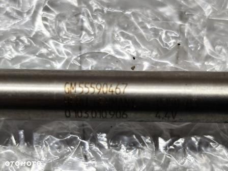 ŚWIECA ŻAROWA Z CZUJNIKIEM GM55590467  OPEL 2.0CDTI - 2