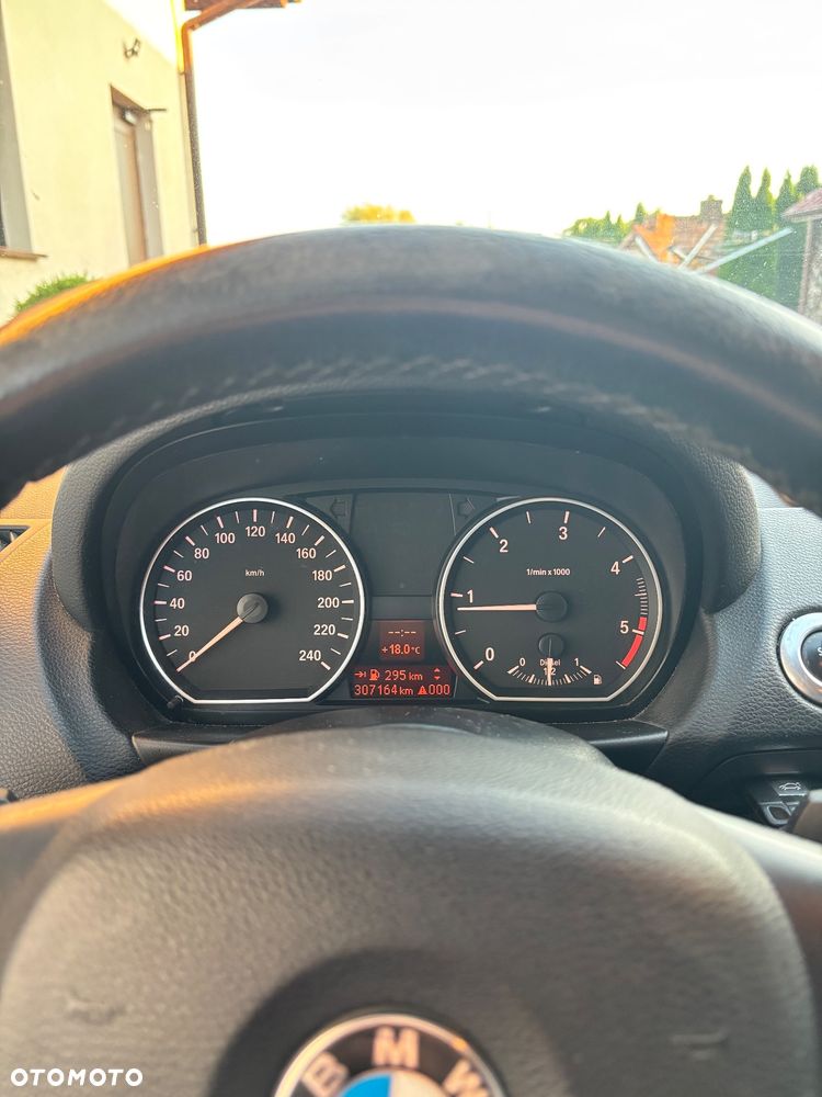 BMW Seria 1 118d - 10